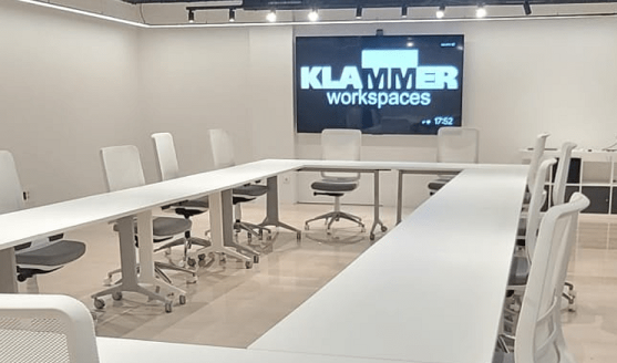 Desayuno Klammer con persona service 